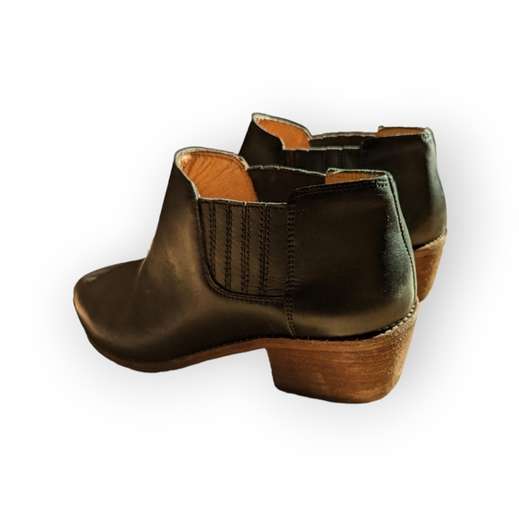 Madewell Sonia Low Leather Chelsea Boot - Picture 10 of 11